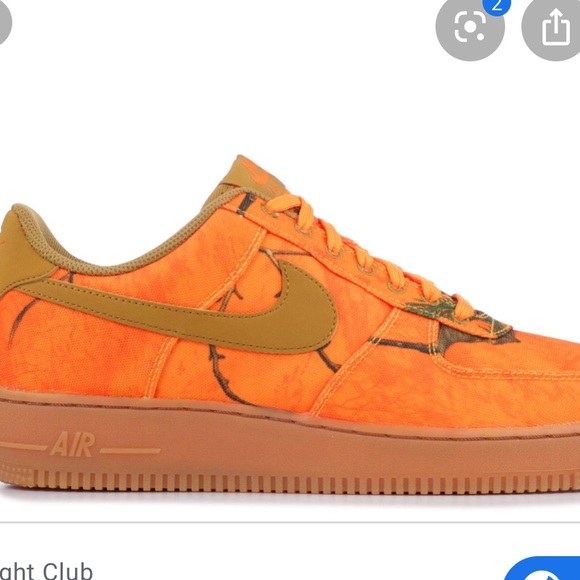 show me nike shoes